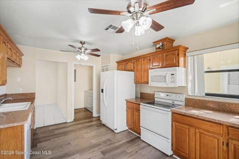 153 Eton Circle, Melbourne FL - photo 8 of 32
