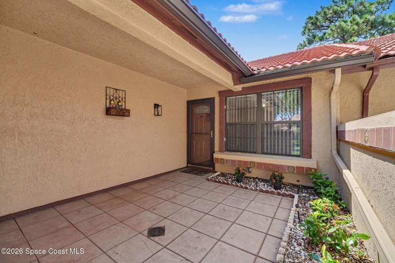 2 bedroom Townhouse at 1564 Waldorf Circle, Port Malabar Country Club Unit 5 1st Replat, Palm Bay — photo 2