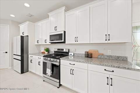 8138 Dobre Way, Melbourne FL - photo 9 of 38