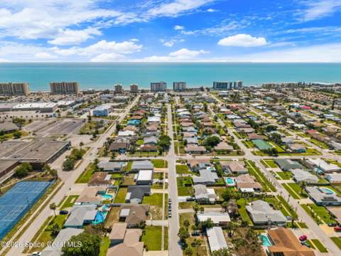 310 Lee Avenue, Satellite Beach FL - photo 7 of 28