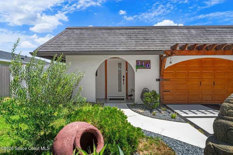4 bedroom Single Family Residence at 310 Lee Avenue, Eau Gallie Shores, Satellite Beach — photo 1