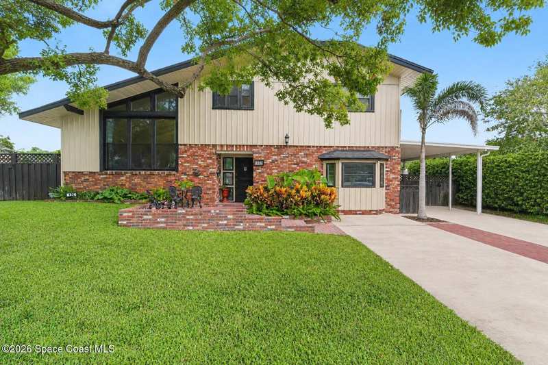 4 bedroom Single Family Residence at 126 Valencia Road, Valencia, Rockledge — photo 1