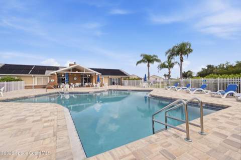 910 Cross Lake Drive, Melbourne FL - photo 16 of 24