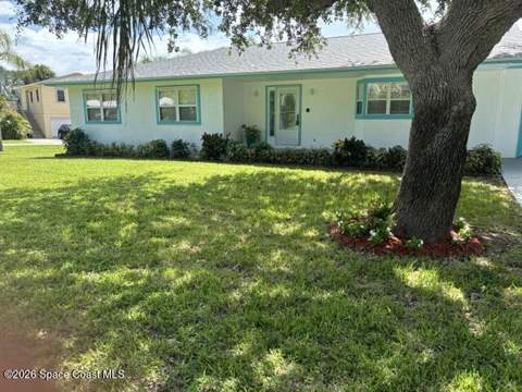 5180 Palmetto Drive, Melbourne Beach FL - photo 7 of 58