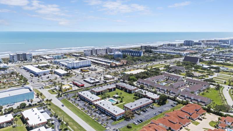 2 bedroom Condominium at 200 Saint Lucie Lane #609, Riverview Manor Condo Ph IV, Cocoa Beach — photo 3