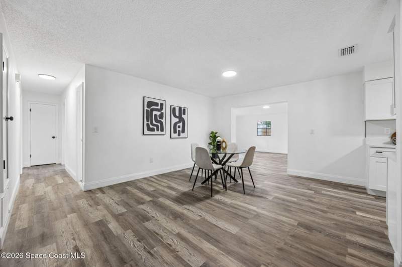 4 bedroom Single Family Residence at 1660 Ashwood Avenue, La Grange Acres 3rd Addn, Titusville — photo 4