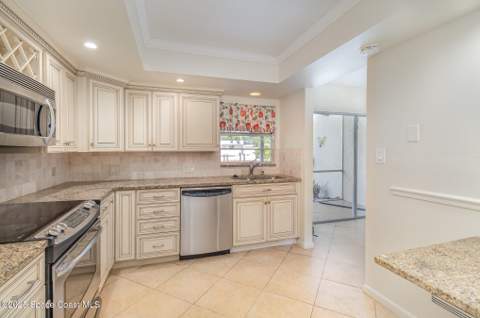 446 Blue Jay Lane, Satellite Beach FL - photo 6 of 29