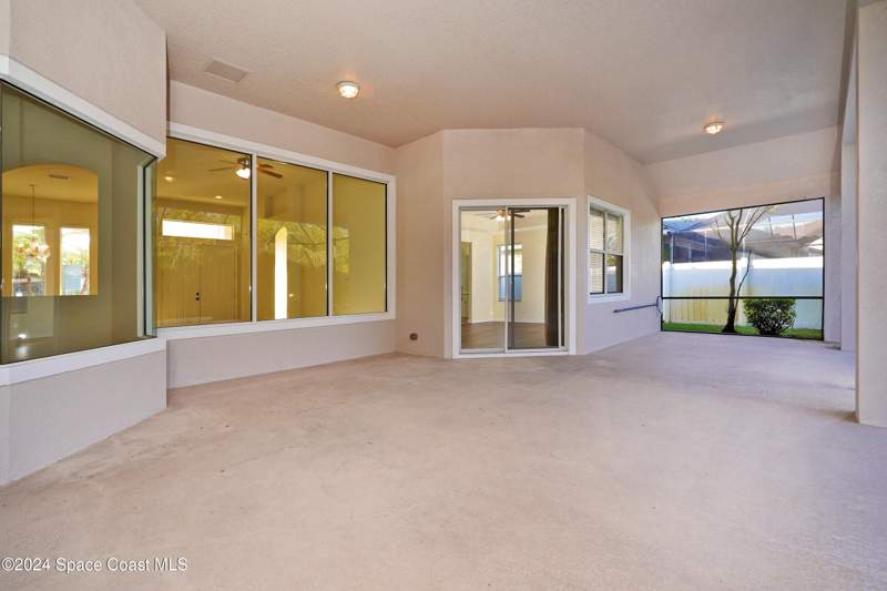 4 bedroom Single Family Residence at 4449 Chastain Drive, Grand Haven Phase 7 A Replat of A Portion of T, Melbourne — photo 3