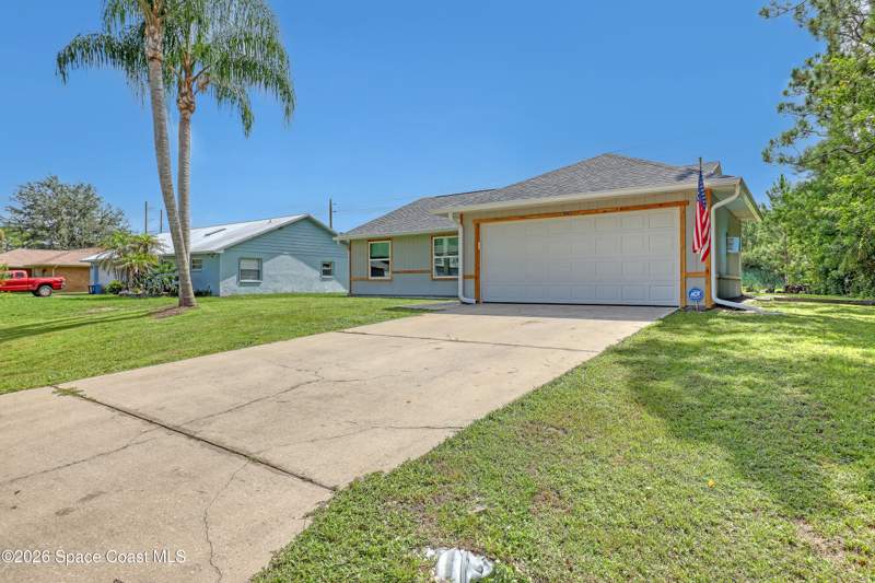 3 bedroom Single Family Residence at 1667 Glencove Avenue, Port Malabar Unit 44, Palm Bay — photo 2