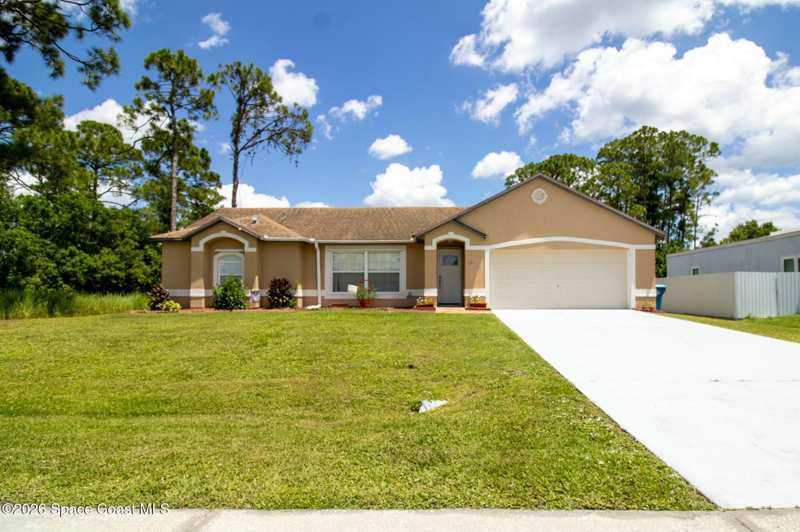 3 bedroom Single Family Residence at 671 San Filippo Drive, Port Malabar Unit 16, Palm Bay — photo 1