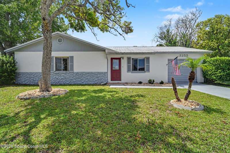 2 bedroom Single Family Residence at 2255 Florida Avenue, Childres Addn To Grove Park, Titusville — photo 1