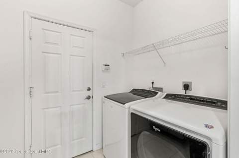 571 Gardendale Circle, Palm Bay FL - photo 16 of 31