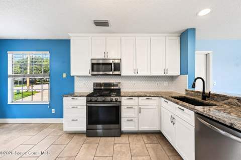 1599 Pga Boulevard, Melbourne FL - photo 8 of 32