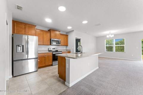 4440 Pagosa Springs Circle, Melbourne FL - photo 10 of 34
