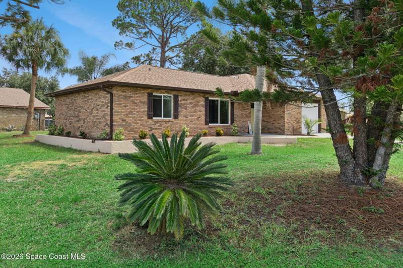 3 bedroom Single Family Residence at 771 Boc Circle, Port Malabar Unit 48, Palm Bay — photo 2