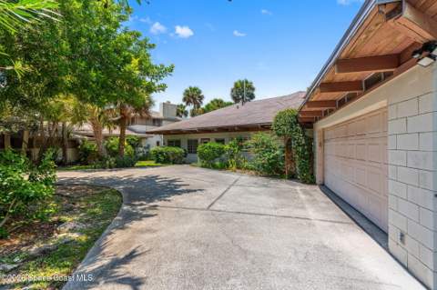 1230 S Orlando Avenue, Cocoa Beach FL - photo 7 of 67