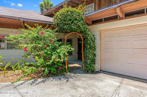1230 S Orlando Avenue, Cocoa Beach FL - photo 10 of 67