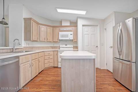 585 Outer Drive, Cocoa FL - photo 8 of 46