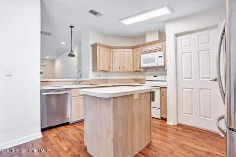 585 Outer Drive, Cocoa FL - photo 9 of 46