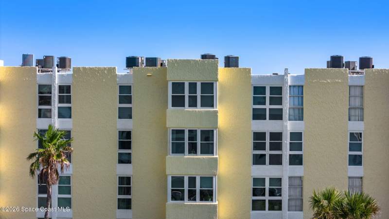 2 bedroom Condominium at 4700 Ocean Beach Boulevard #510, Villa Vista Condo, Cocoa Beach — photo 5