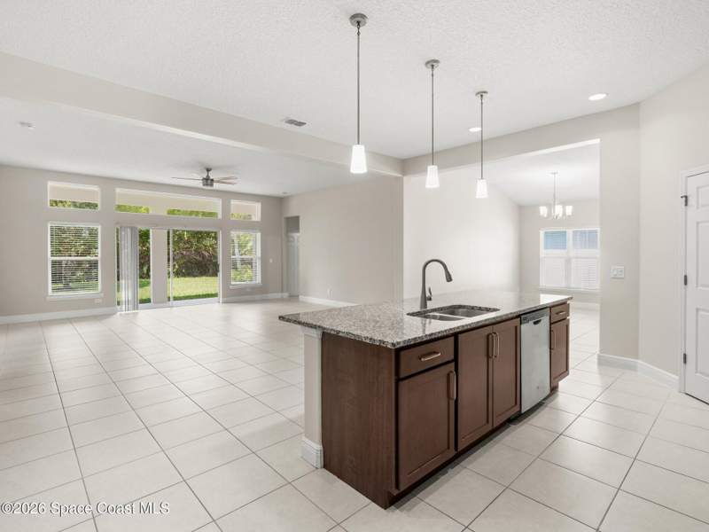 4 bedroom Ranch at 4212 Ruthann Circle, Glen Ridge, Melbourne — photo 5