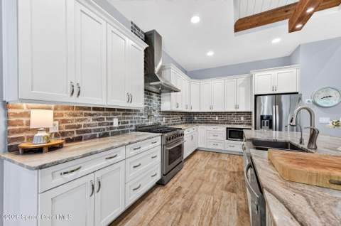 3865 Reynolds Road, Grant-Valkaria FL - photo 15 of 120