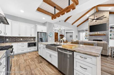 3865 Reynolds Road, Grant-Valkaria FL - photo 16 of 120