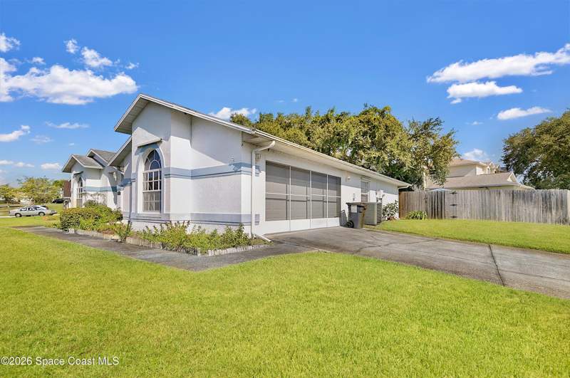 3 bedroom Single Family Residence at 3966 Tangle Drive, Tanglewood Unit 4, Titusville — photo 2