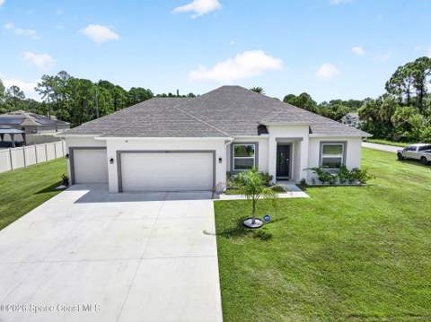 897 Dartmouth Avenue, Palm Bay FL - photo 9 of 52
