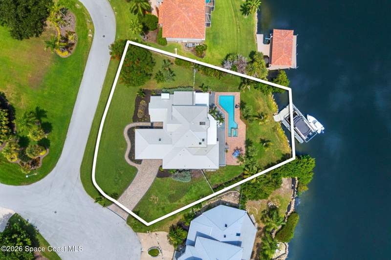 4 bedroom Single Family Residence at 100 Lanternback Island Drive, Tortoise Island Ph 3 Unit 2 Pud, Satellite Beach — photo 5