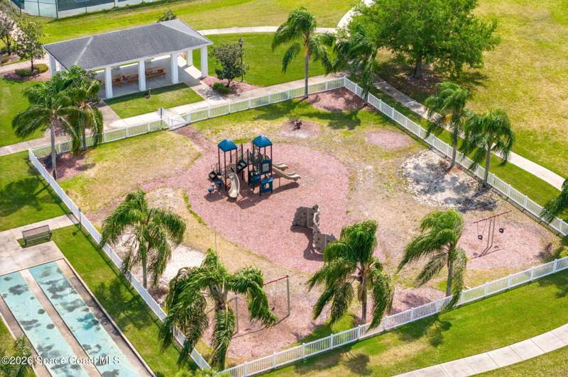 3 bedroom Single Family Residence at 571 Gardendale Circle, Monterey Cove at Bayside Lakes, Palm Bay — photo 5