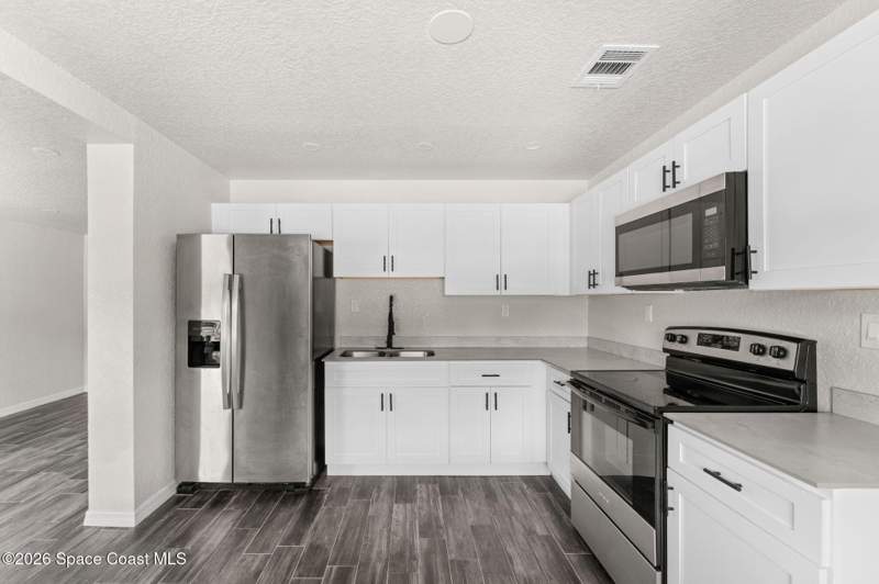 4 bedroom Single Family Residence at 714 S Georgia Avenue, Virginia Park, Cocoa — photo 4