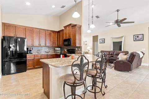 110 Via Catalano Court, Palm Bay FL - photo 23 of 70