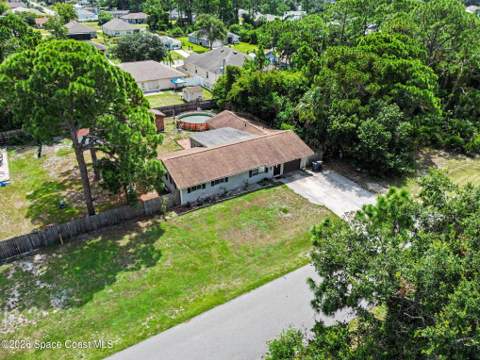 953 Cherokee Road, Palm Bay FL - photo 8 of 33