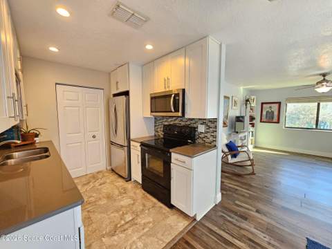 5 Fairway Drive #8, Cocoa Beach FL - photo 14 of 29