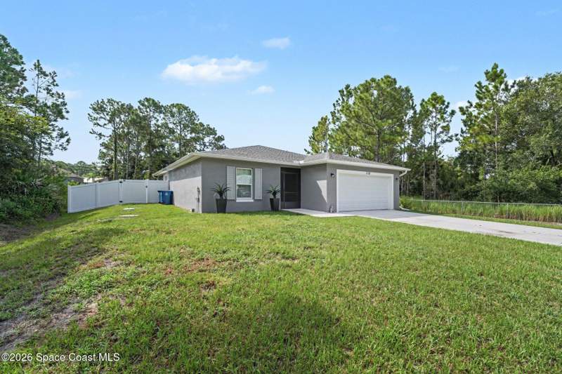 4 bedroom Single Family Residence at 1118 Terry Road, Port Malabar Unit 17, Palm Bay — photo 4