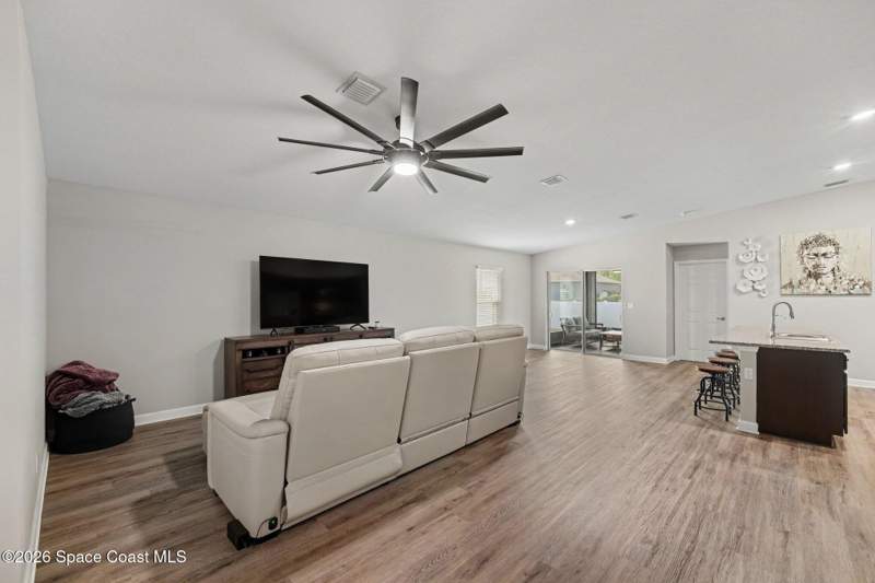 4 bedroom Single Family Residence at 1118 Terry Road, Port Malabar Unit 17, Palm Bay — photo 5
