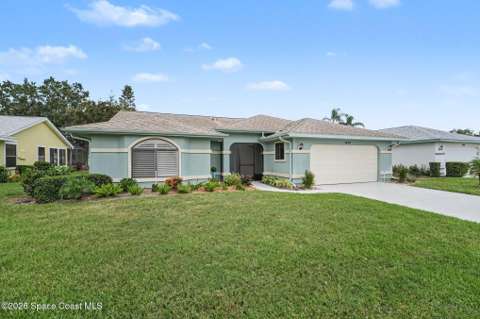 1453 Patriot Drive, golf community for sale in Melbourne
