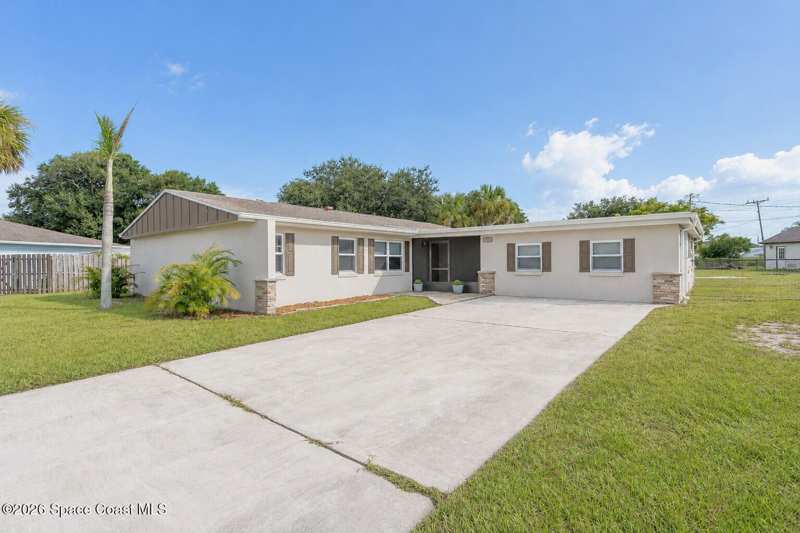 3 bedroom Single Family Residence at 1003 Botany Lane, Buckingham at Levitt Park Sec 4-B, Rockledge — photo 1