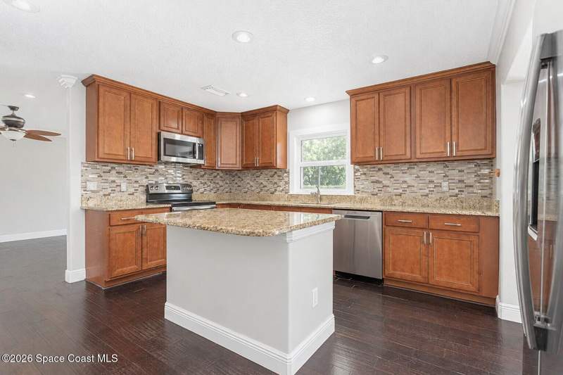 3 bedroom Single Family Residence at 1003 Botany Lane, Buckingham at Levitt Park Sec 4-B, Rockledge — photo 5
