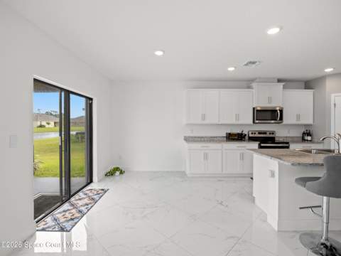 6815 Topaz Drive, Grant-Valkaria FL - photo 16 of 45