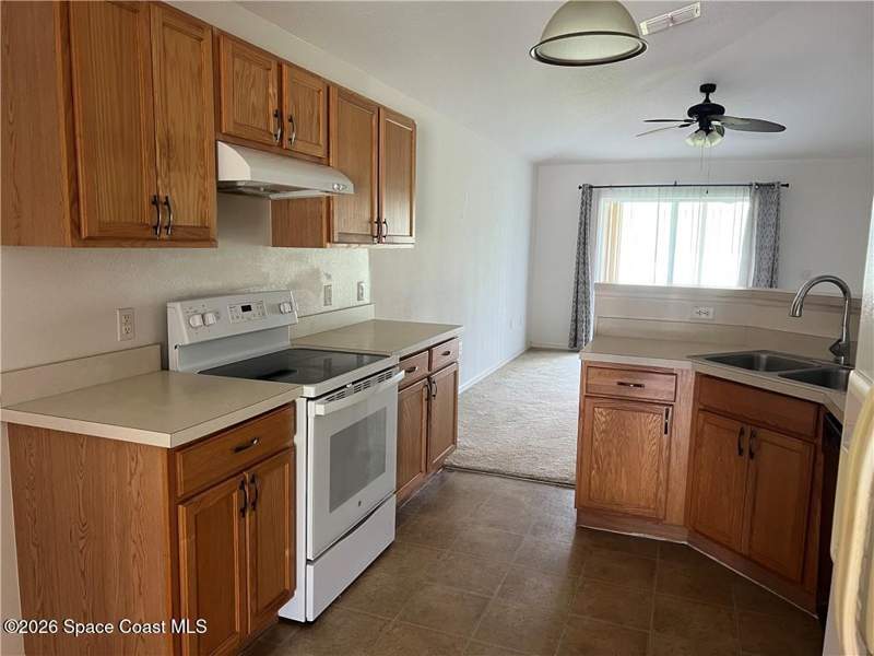 3 bedroom Single Family Residence at 1995 Snapdragon Drive, Parkside West, Palm Bay — photo 5