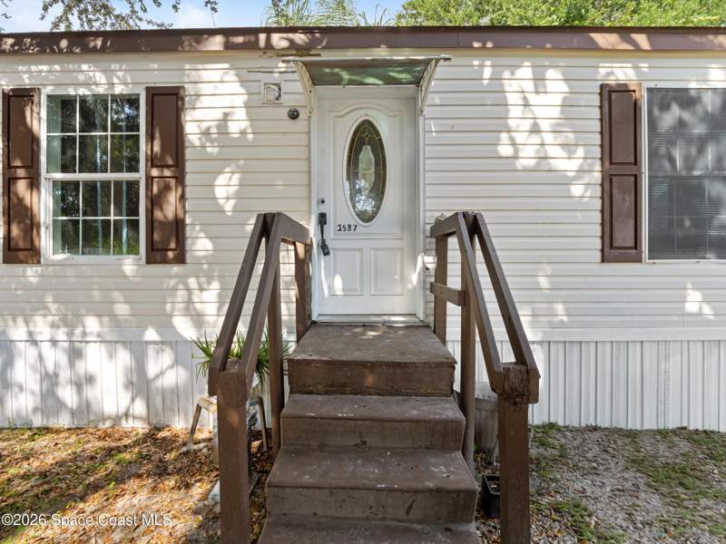 2 bedroom Manufactured Home at 2587 Chatham Way, Shire The, Palm Bay — photo 3