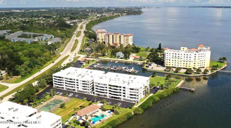3 bedroom Condominium at 5011 Dixie Highway #A209, Rhum Cove, Palm Bay — photo 4