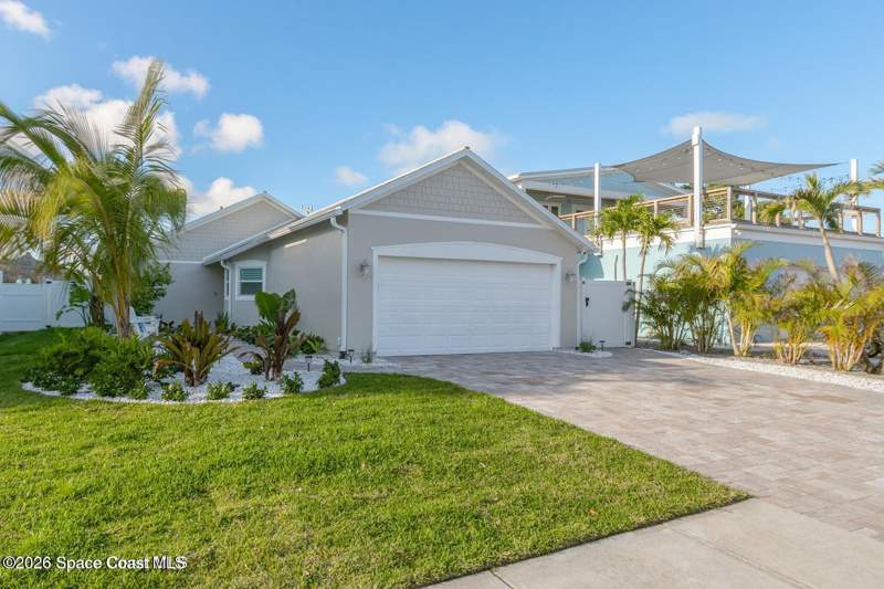 3 bedroom Single Family Residence at 212 Fillmore Avenue, Avon By The Sea, Cape Canaveral — photo 3