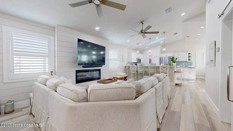 3 bedroom Single Family Residence at 212 Fillmore Avenue, Avon By The Sea, Cape Canaveral — photo 4