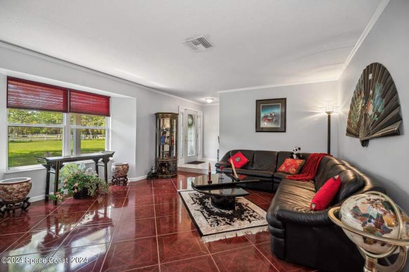 4 bedroom Single Family Residence at 5280 Percheron Boulevard, Lakewood Estates, Melbourne — photo 4