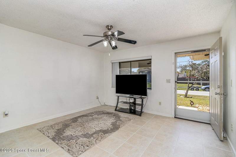 2 bedroom Single Family Residence at 1421 Tharp Road, Port Malabar Unit 17, Palm Bay — photo 3
