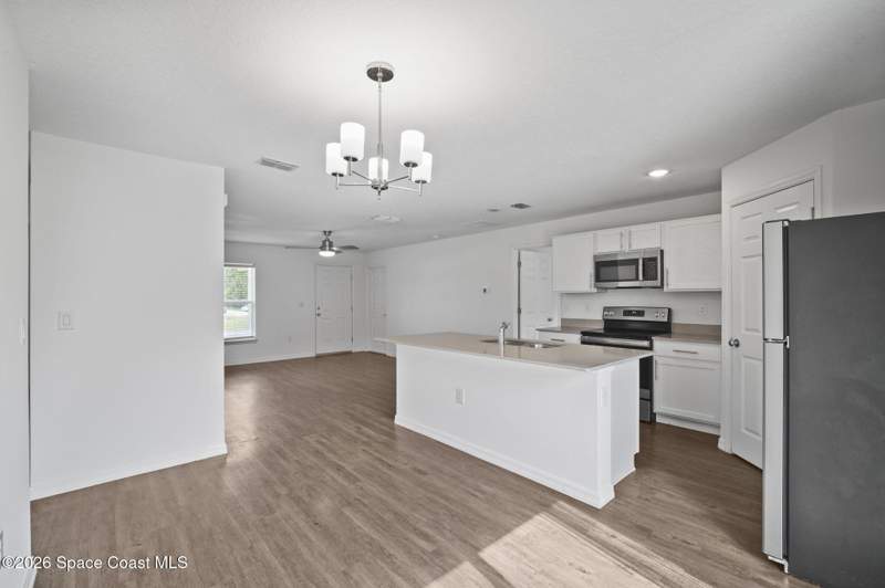 3 bedroom Single Family Residence at 549 Eldron Boulevard, Port Malabar Unit 10, Palm Bay — photo 3