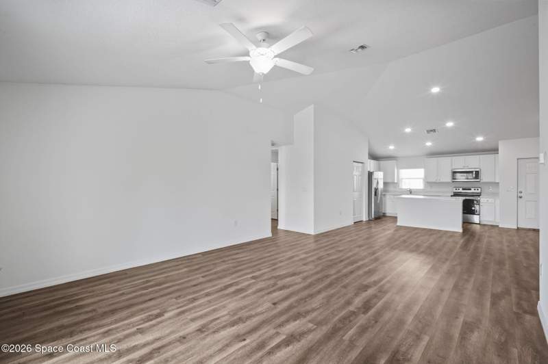 3 bedroom Single Family Residence at 927 Tacaro Avenue, Port Malabar Unit 15, Palm Bay — photo 3